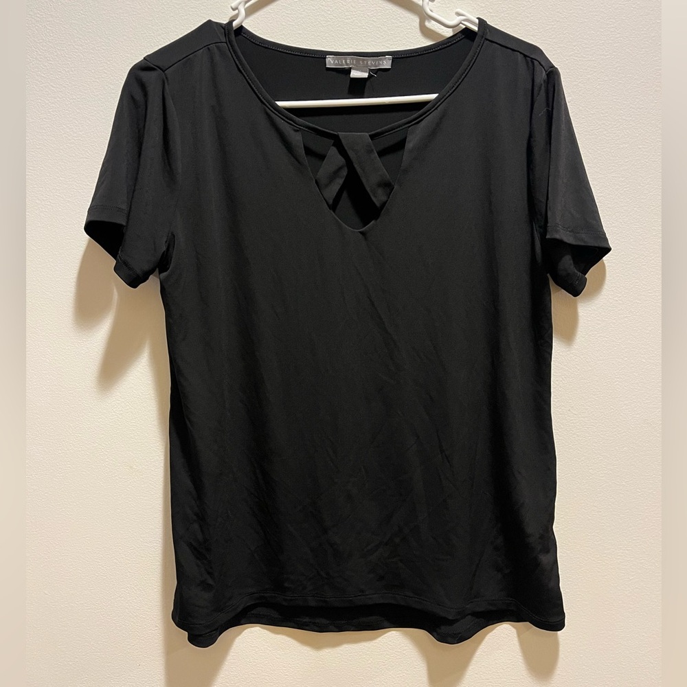Valerie Stevens Black Short Sleeve Top